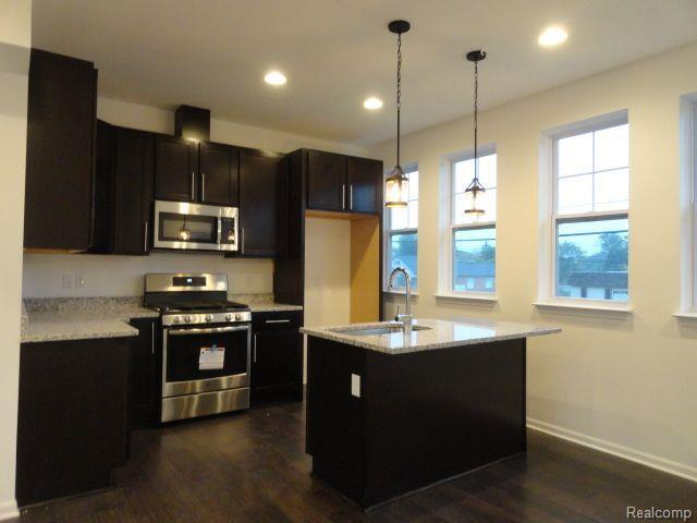 Building Photo - 5926 Arban Dr