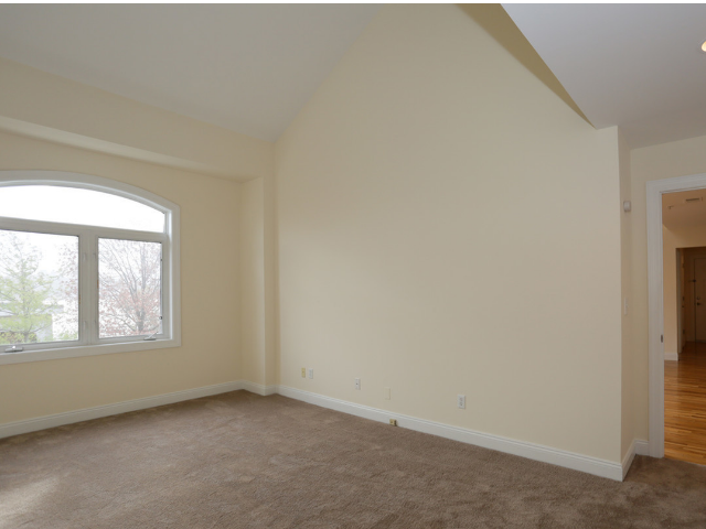 Main bedroom vaulted ceilings - Mariner's Landing Apartments