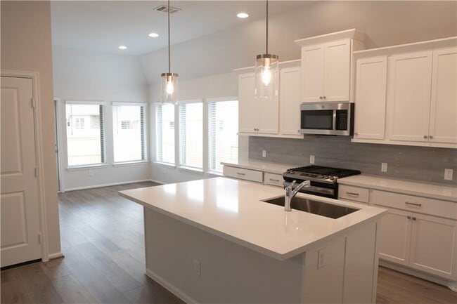 Building Photo - 916 Azul Lagoon Dr