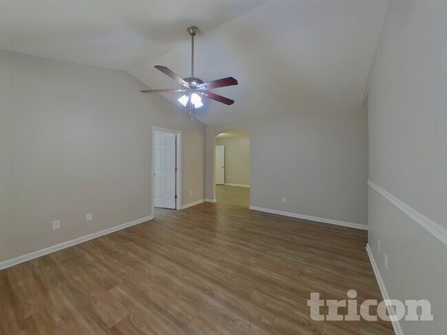 Building Photo - 7112 Windsong Way