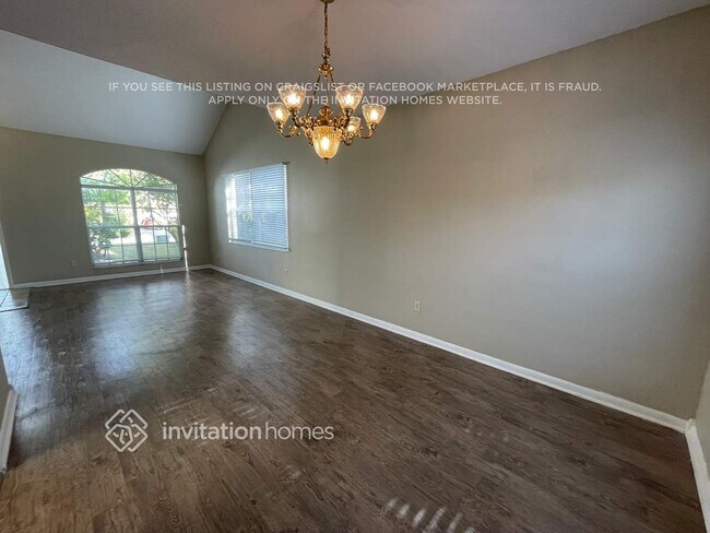 Building Photo - 1305 Key W Ct