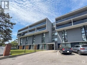 Building Photo - 454-454 Centre St S