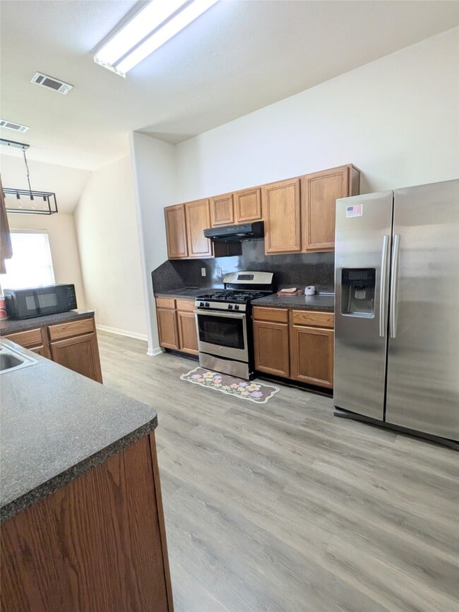 Building Photo - 21470 Olympic Forest Dr