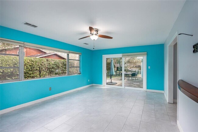 Foto del edificio - 1421 NW 30th St