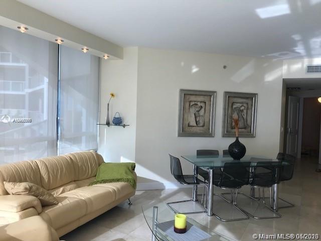 Spacious living area. - 3101 S Ocean Dr