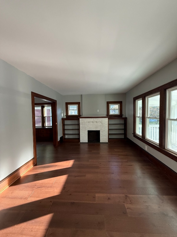 Building Photo - 825 Avon St