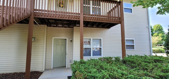 Building Photo - 101 Olde Covington Way