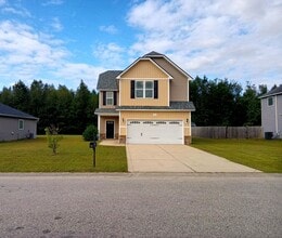 Building Photo - 541 Roanoke Dr