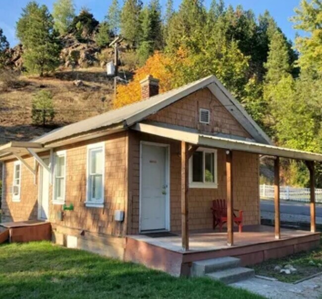Building Photo - 123 Cathryn Ave
