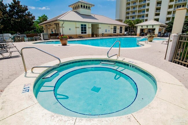 Building Photo - 645 Lost Key Dr