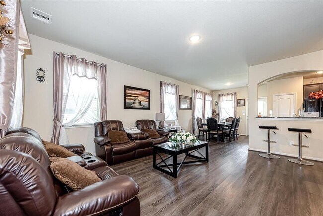 Foto del edificio - 15610 Egret Field Ln