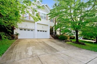 Building Photo - 508 Goldflower Dr