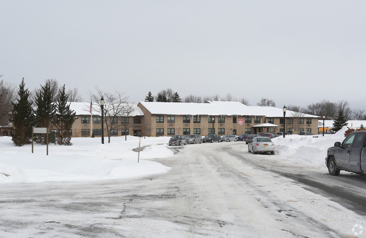 Malta Manor Apartments in North Syracuse, NY