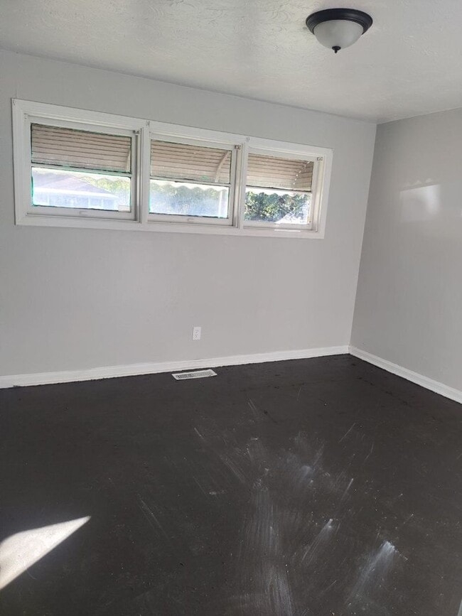 Building Photo - Charming Home Available – Won’t Last Long!