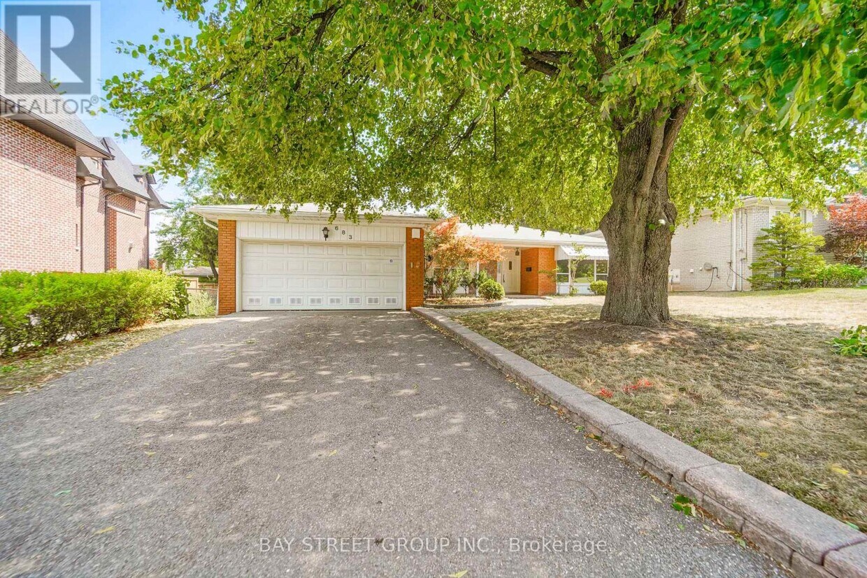 Primary Photo - 683 Conacher Dr