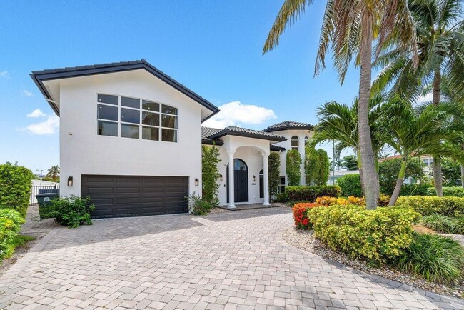 Foto del edificio - 1366 SW 4th Ct