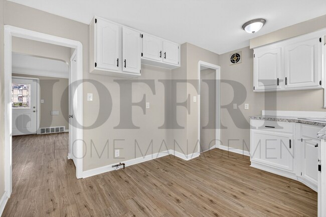 Foto del edificio - 19410 Nitra Ave