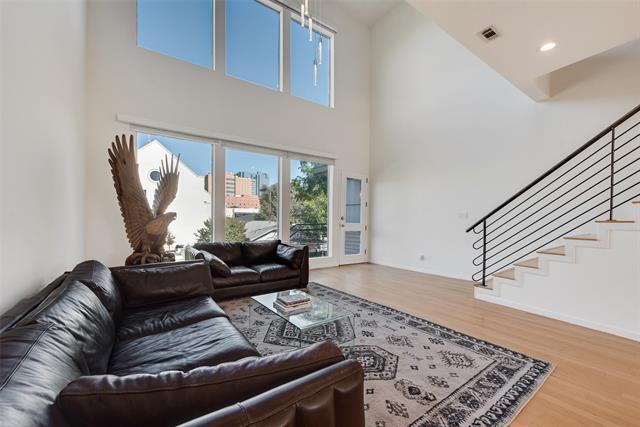 Foto del edificio - 959 W Bluff St