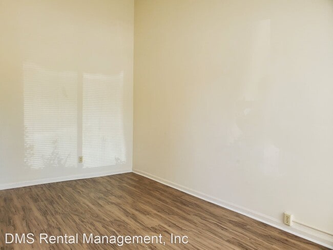 Building Photo - 2 br, 1 bath House - 311 Beverly Street