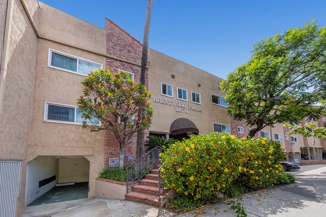 Building Photo - 11670 W Sunset Blvd