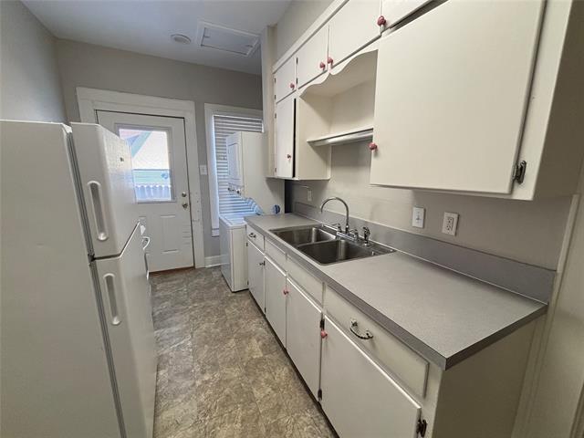 Foto del edificio - 3817 Crestline Rd