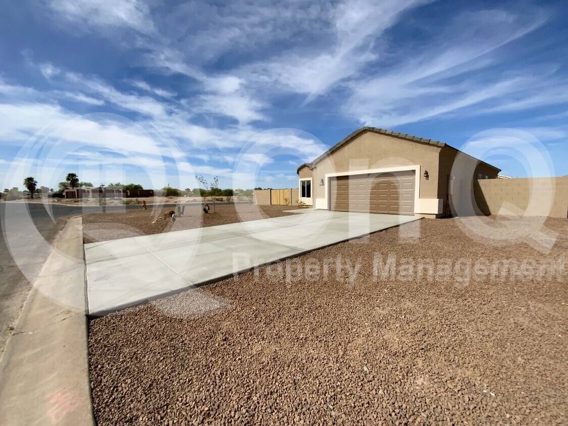 Foto principal - 15280 S Amado Blvd
