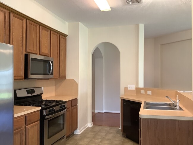 Building Photo - 4811 Chase Stone Dr