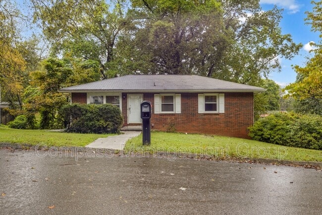 Photo - 2347 Sylvania Ave SE House