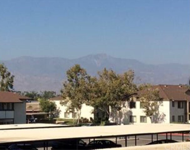 Building Photo - 26200 Redlands Blvd
