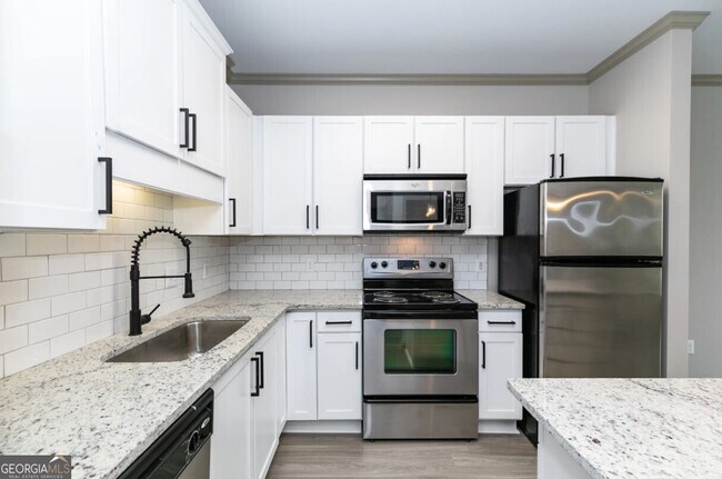 Foto del edificio - 1000 Ashwood Pkwy