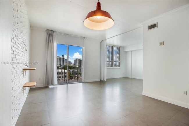 Building Photo - 2275 Biscayne Blvd Blvd