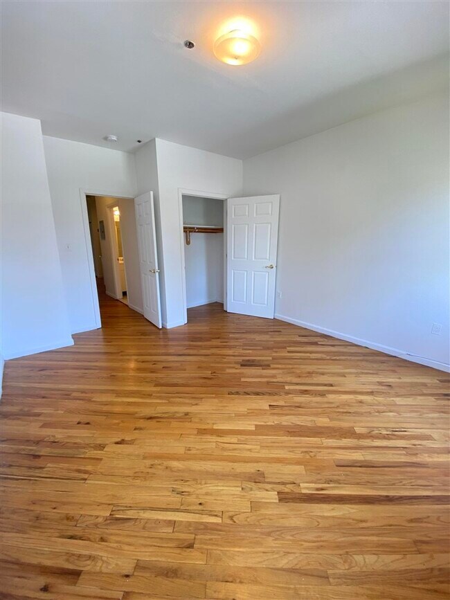 Foto del edificio - 407 1st St