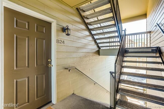 Foto del edificio - 2 br, 1 bath Condo - 6005 Castlegate Dr W