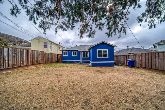 Foto del edificio - SOUTH SAN FRANCISCO HOME FOR RENT - $4,000/mo