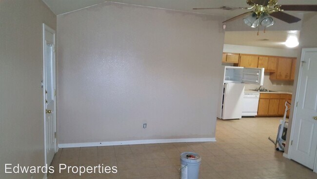 Building Photo - 3302 Alicante Ct