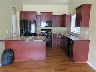 Building Photo - 270 Pond Lily Dr