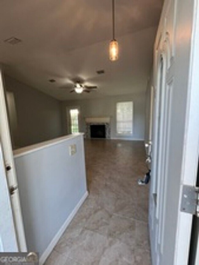 Building Photo - 109 Shearman Way