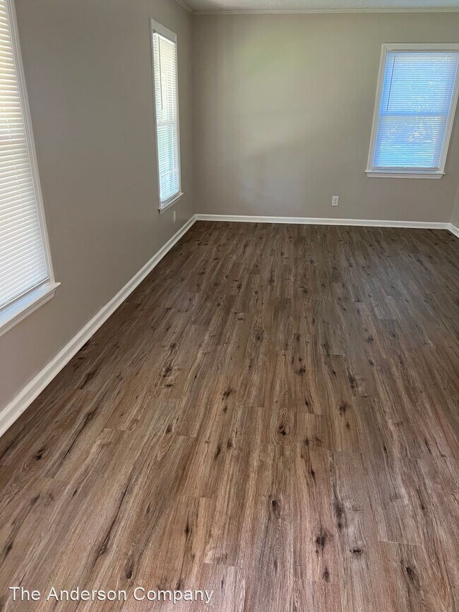 Foto del edificio - 3 br, 2 bath House - 1605 12th Ave