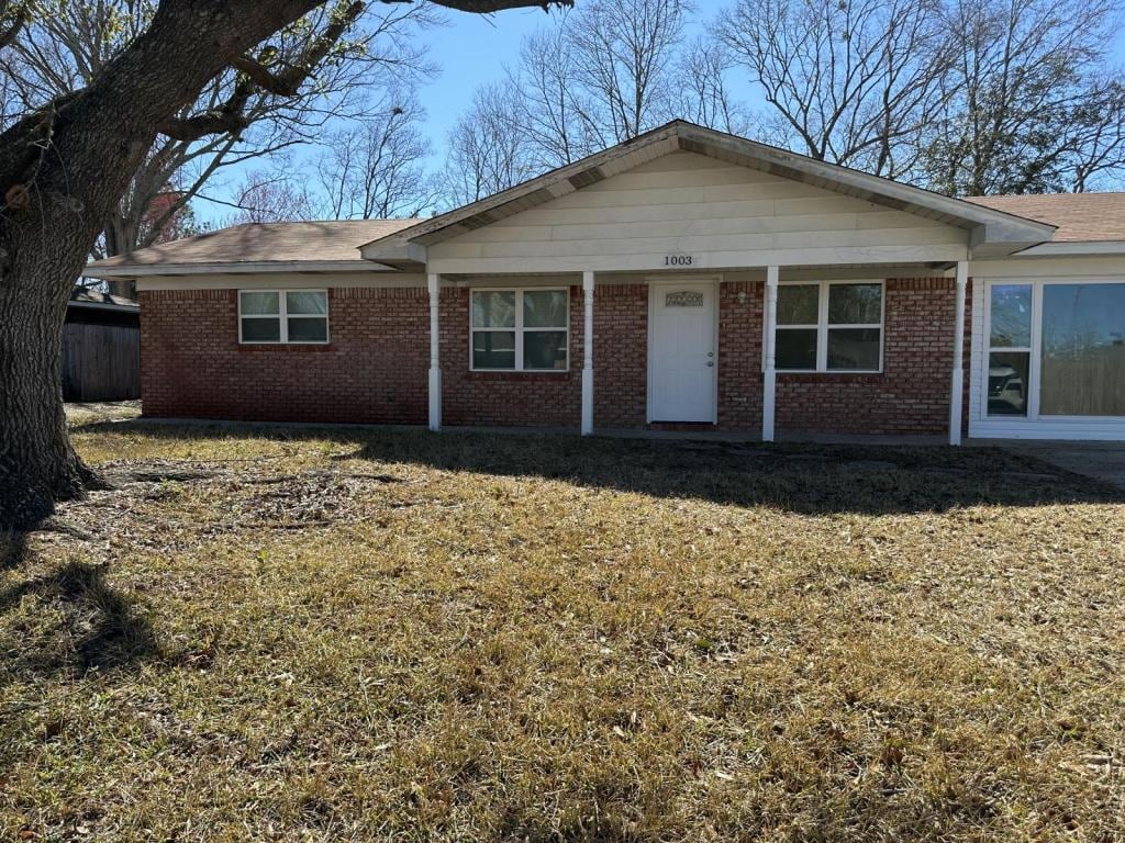 Photo - 1003 Shirley Dr
