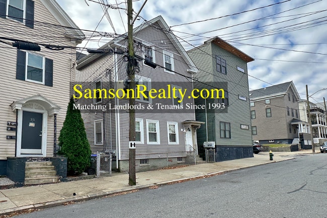 Photo - 21 E Transit St Apartment