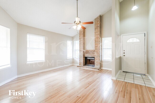 Building Photo - 23346 Pebworth Pl