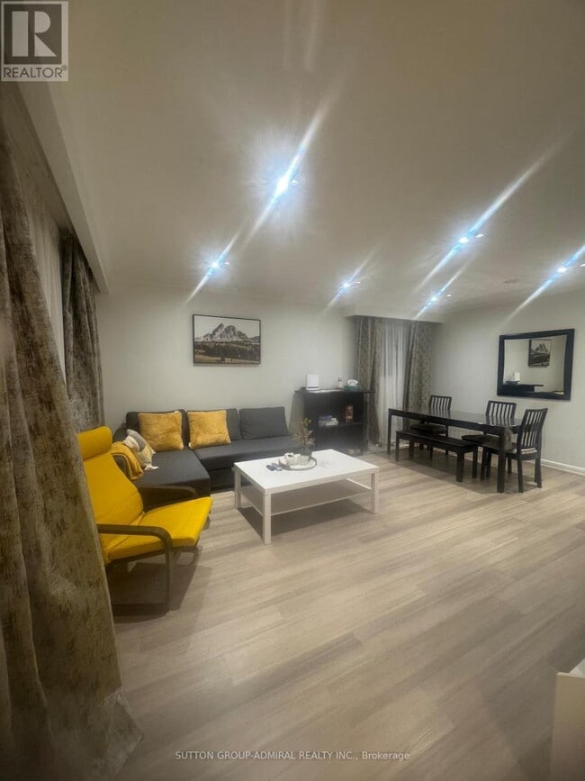 Photo du bâtiment - 357 Patricia Ave