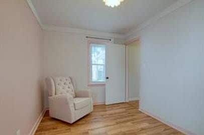 Foto del edificio - 14821 Russell Ave