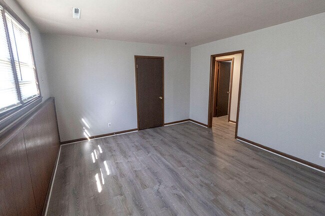 Foto del edificio - 1804 Sylvan Ln
