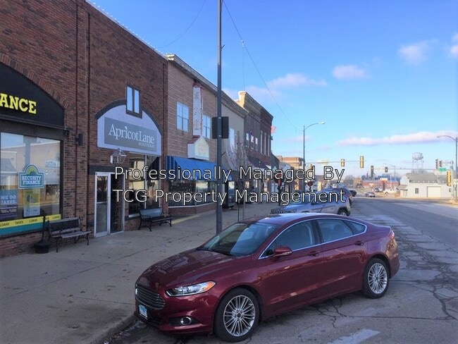 Building Photo - 430 S Main St