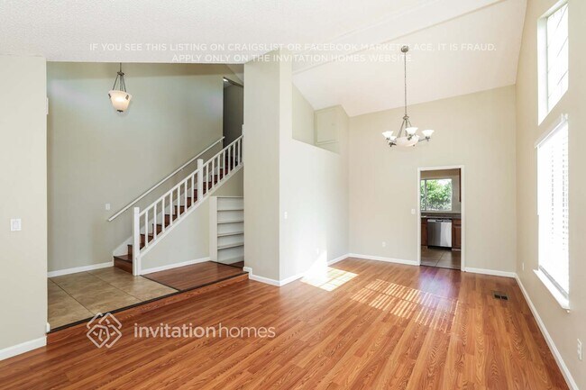Foto del edificio - 4886 Birkdale Cir