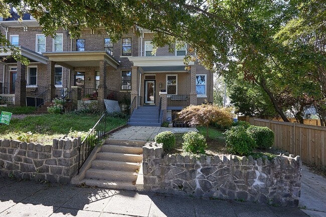 Photo - Petworth Stunner with Garage House