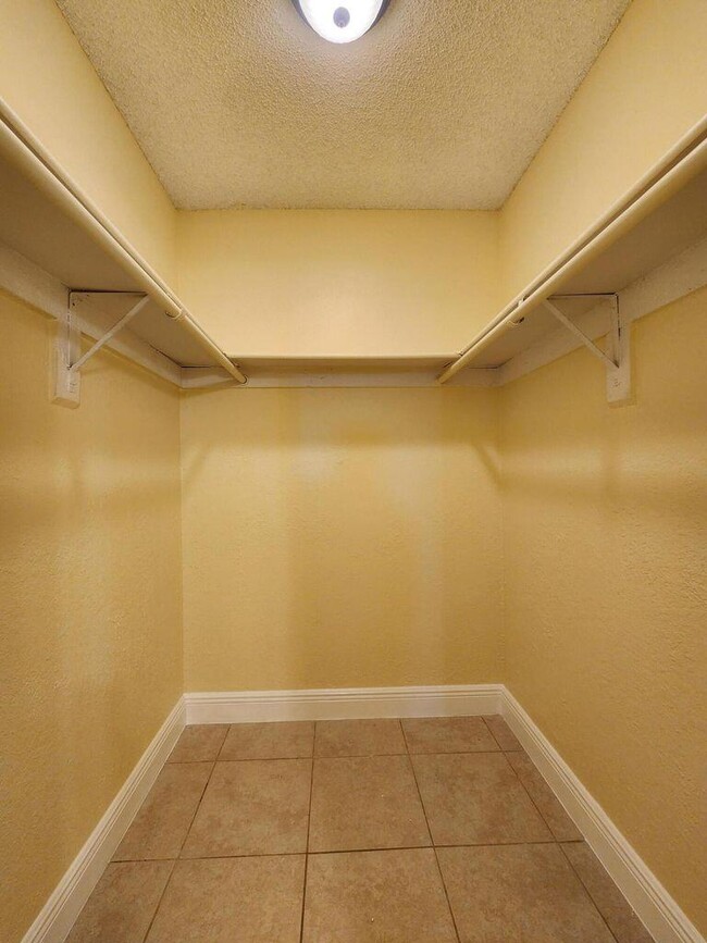 Foto del edificio - 4471 SW 54th Ct