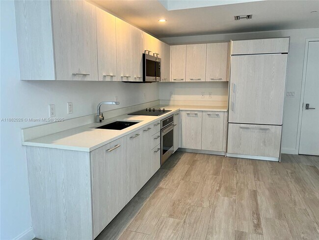 Foto del edificio - 55 SW 9th St