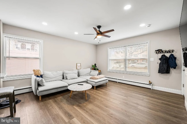 Photo - 21 W 7th St Apartment